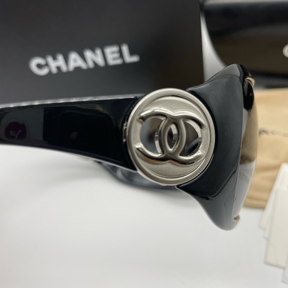 Chanel Black Sunglasses - Picture 8 of 8